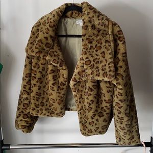 Women’s 36point5 faux animal print fuzzy jacket